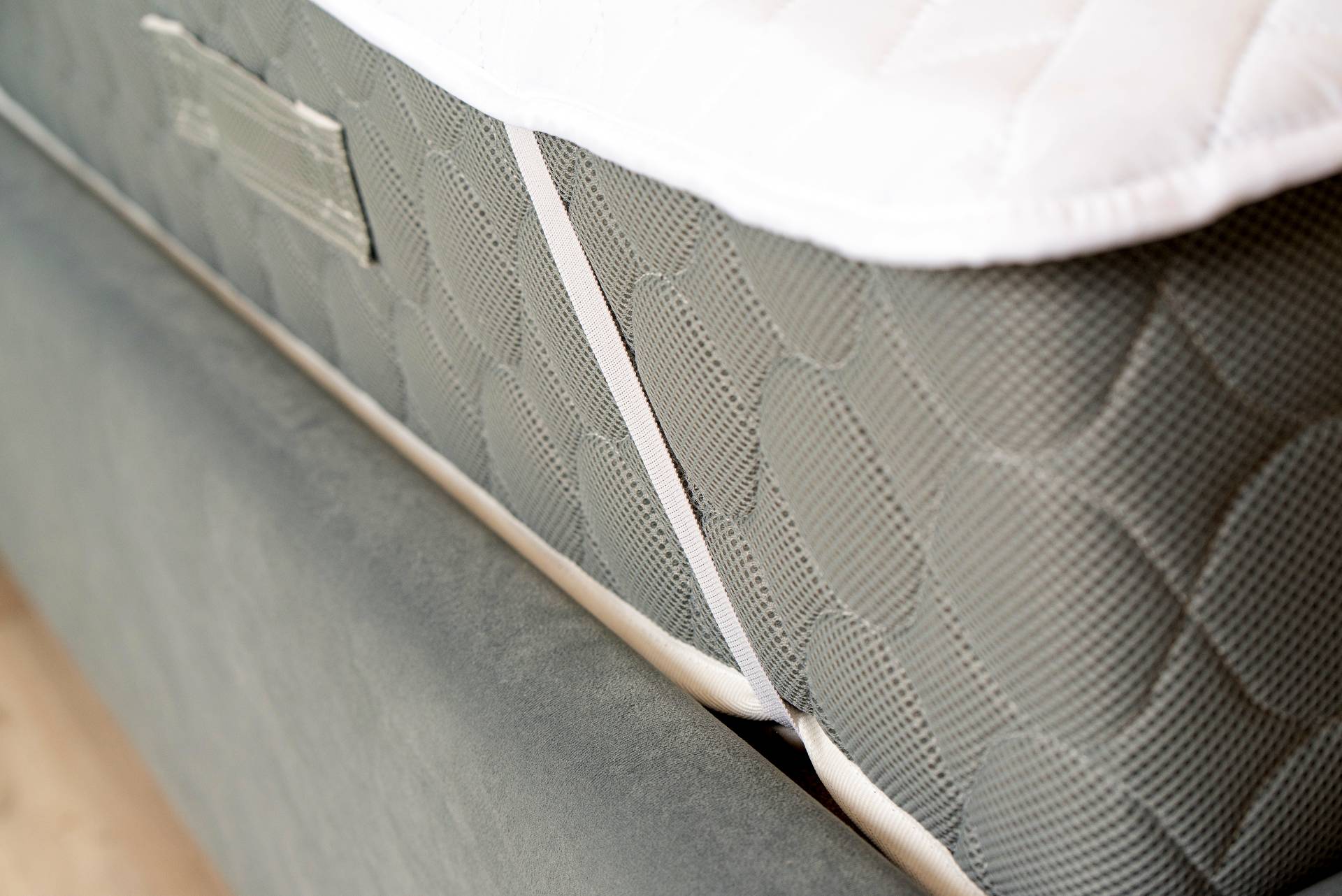 Protectie matlasata pentru saltea Somnart HypoallergenicMed microfibra lavabila la 95°C 140x200 cm - imagine 3